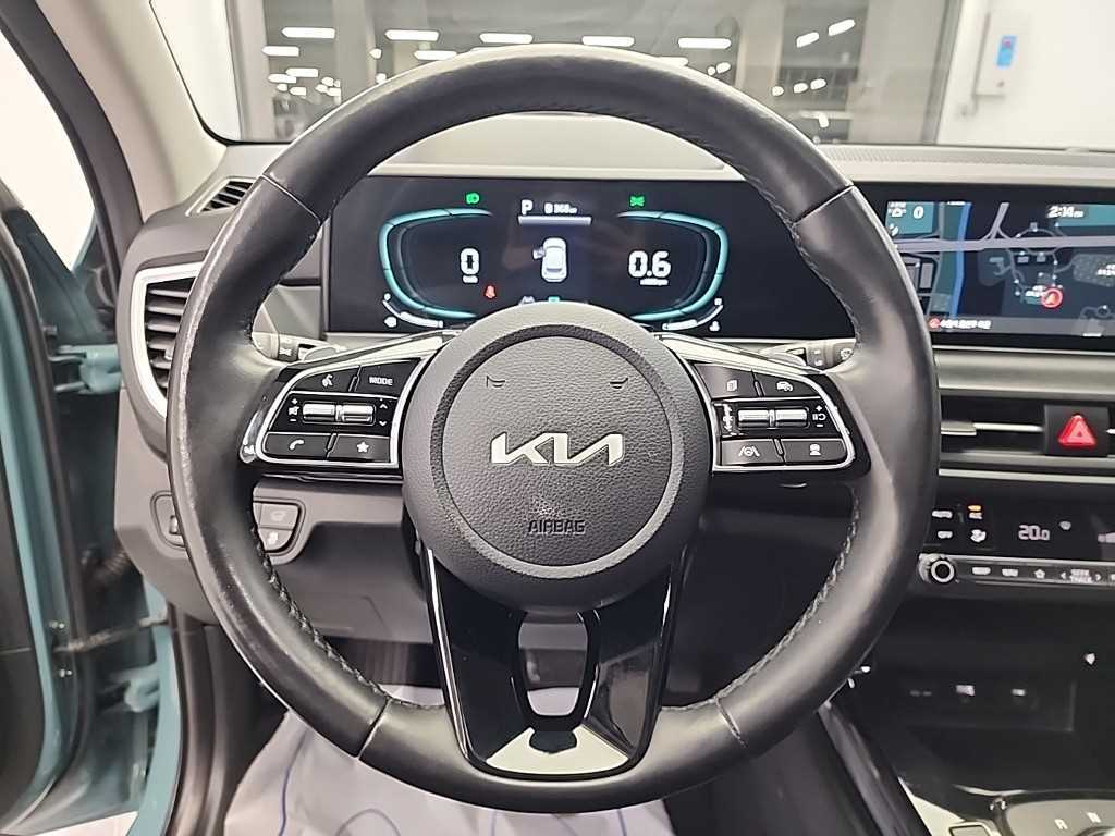 KIA Seltos - Vista 9