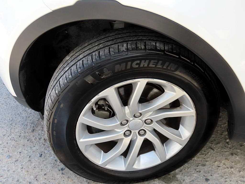 Land Rover Discovery Sports 2018 Blanco - Importación desde Corea - HF Imports Iquique - Foto 19