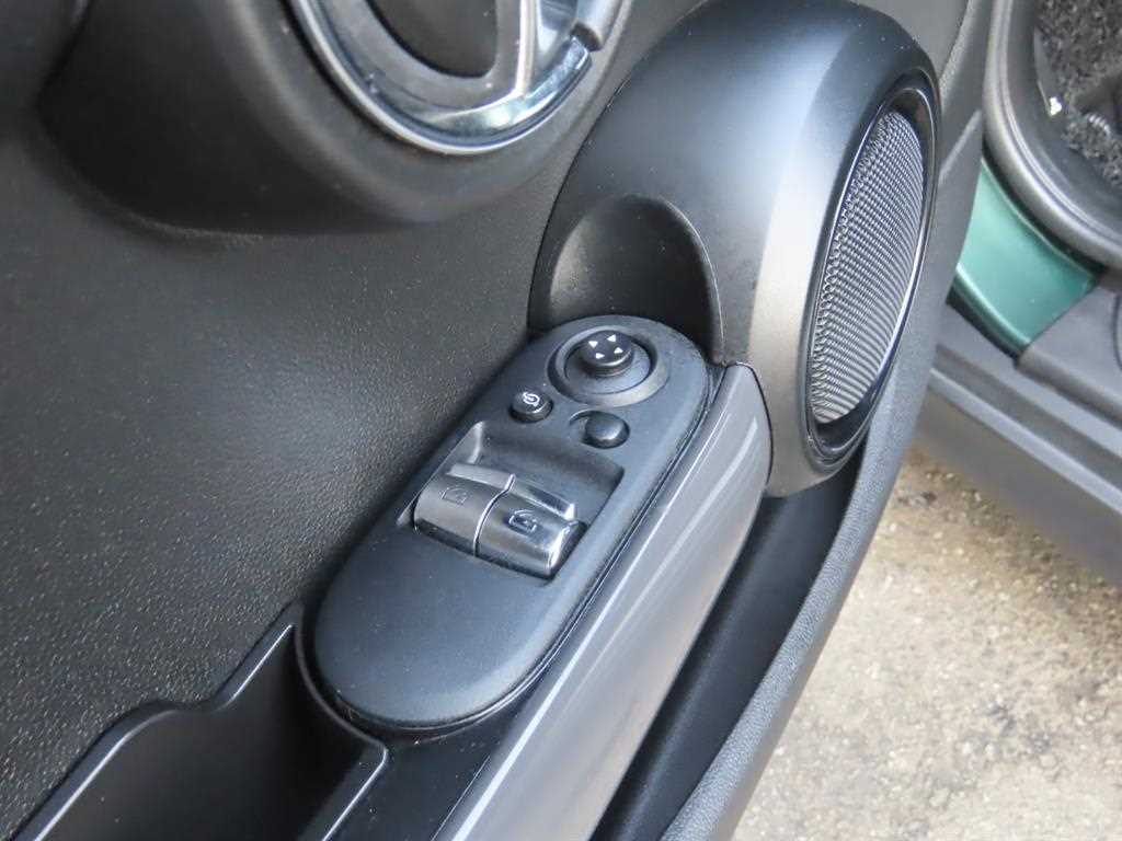 Mini Cooper - Vista 7