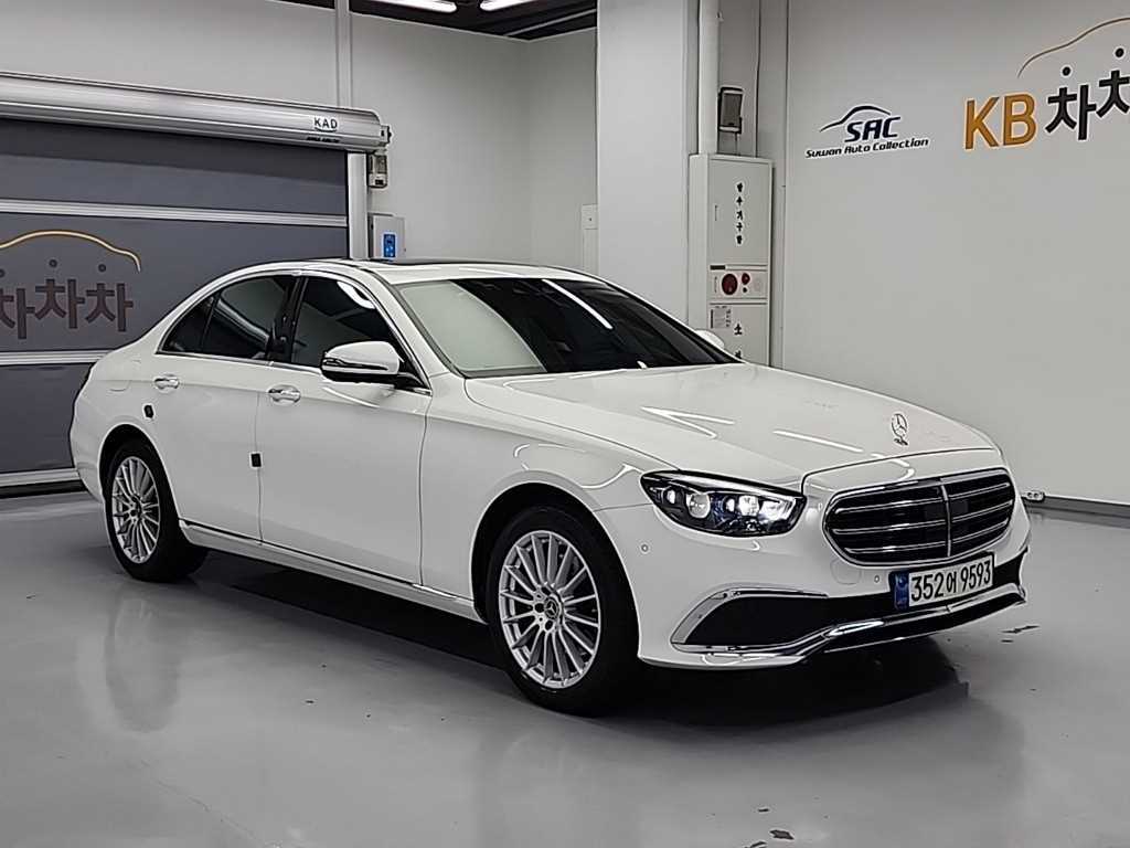 Mercedes Benz E class - Vista 5