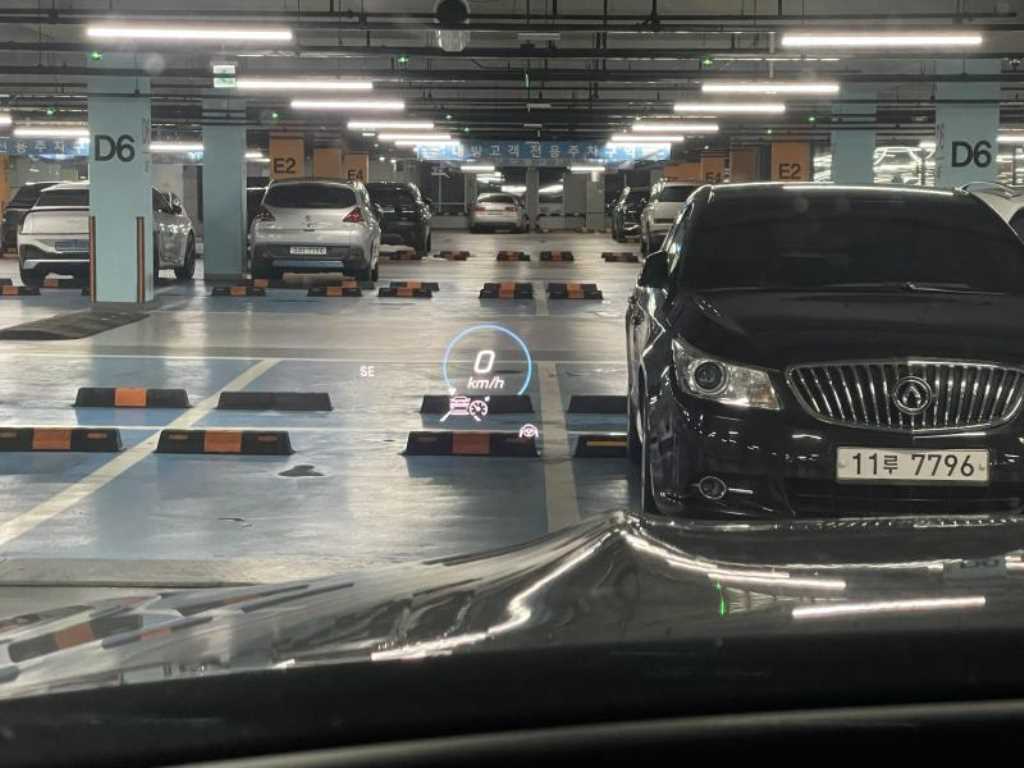 Mercedes Benz GLS Class - Vista 12