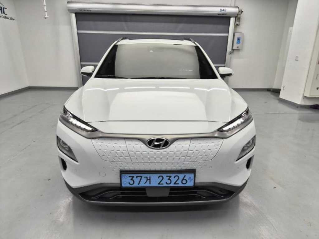 HYUNDAI Kona - Vista 5