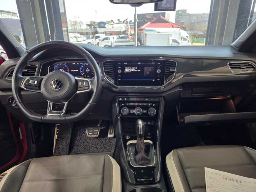 Volkswagen T-Roc - Vista 5