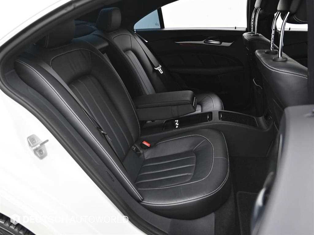 Mercedes Benz CLS Class - Vista 12