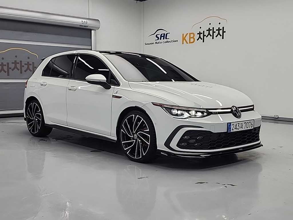 Volkswagen Golf - Vista 4