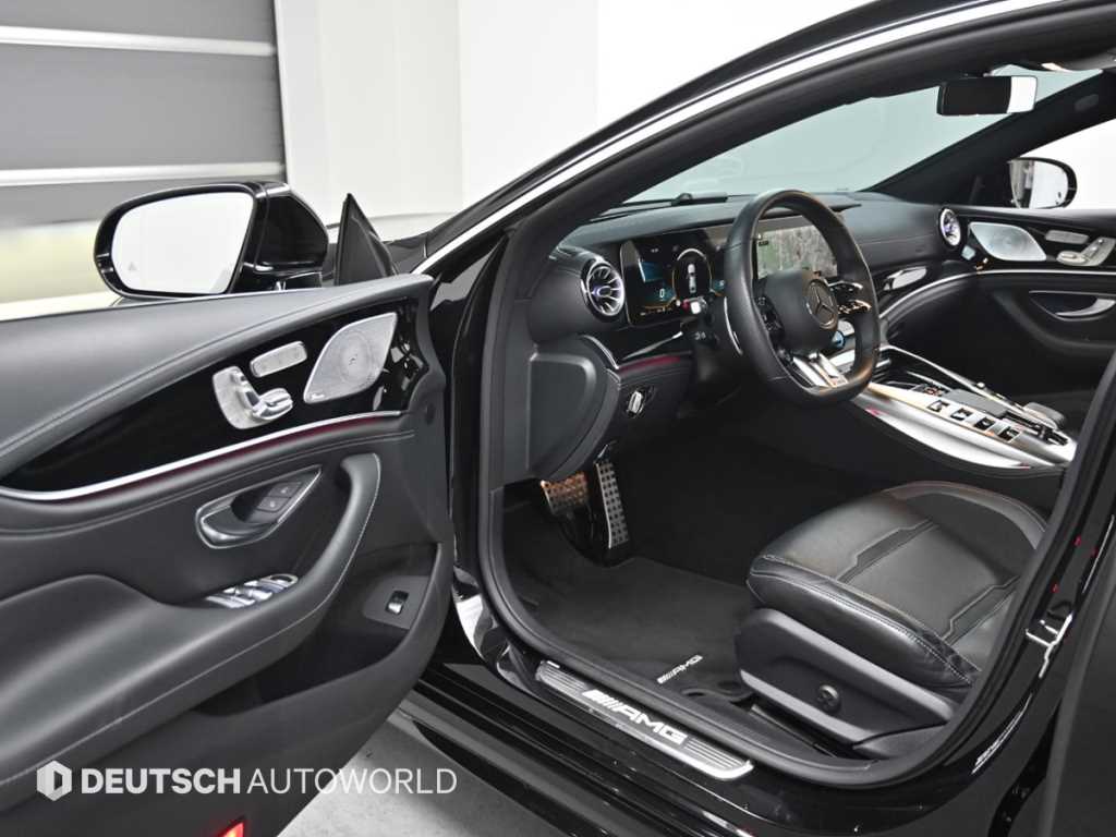 Mercedes Benz AMG GT - Vista 11