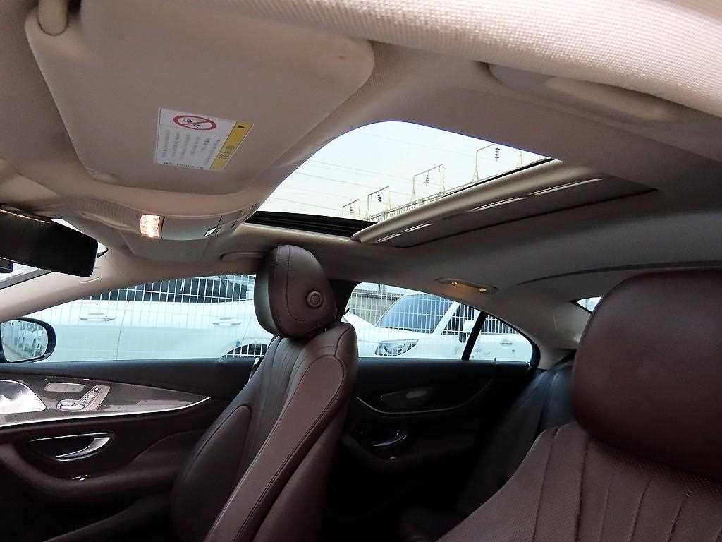 Mercedes Benz CLS Class 2019 Negro - Importación desde Corea - HF Imports Iquique - Foto 16