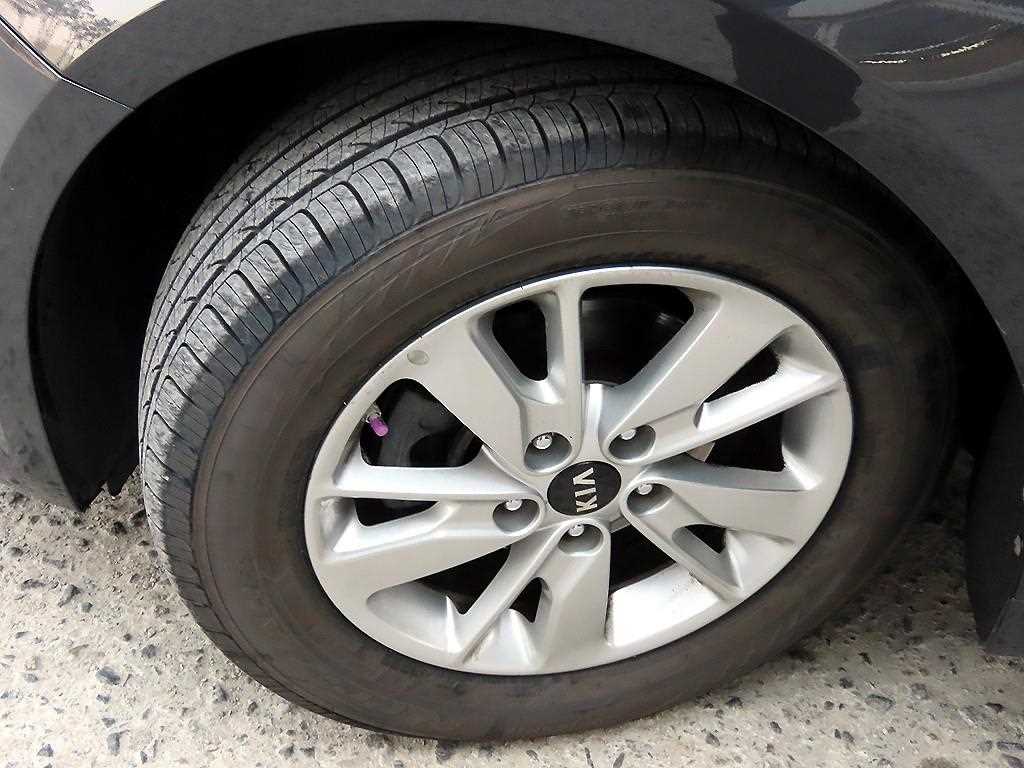 KIA K5 2016 Gris - Importación desde Corea - HF Imports Iquique - Foto 18