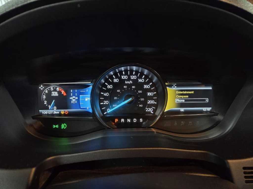 Ford Explorer - Vista 5