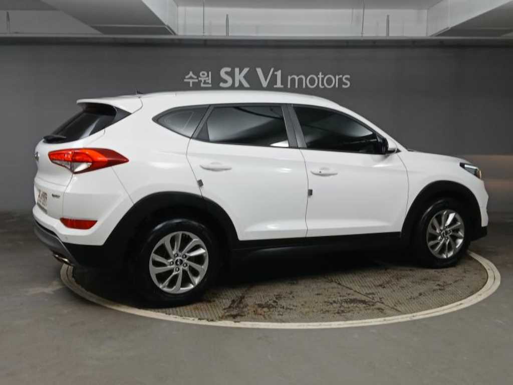 HYUNDAI Tucson - Vista 4