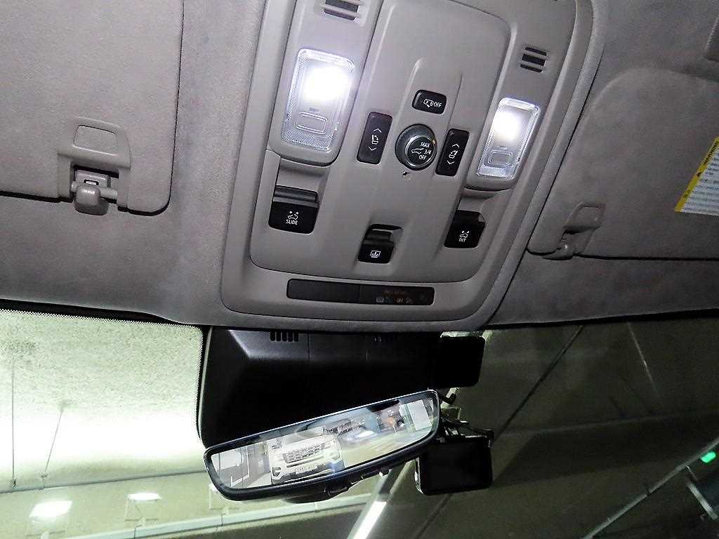 Cadillac Escalade 2022 Negro - Importación desde Corea - HF Imports Iquique - Foto 13