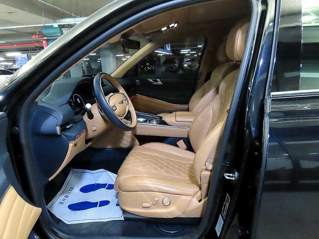 Genesis GV80 - Vista 6