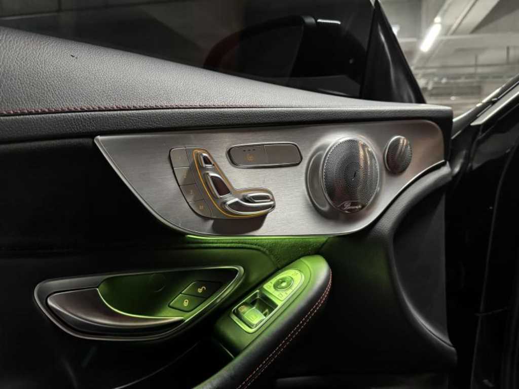 Mercedes Benz C Class - Vista 11