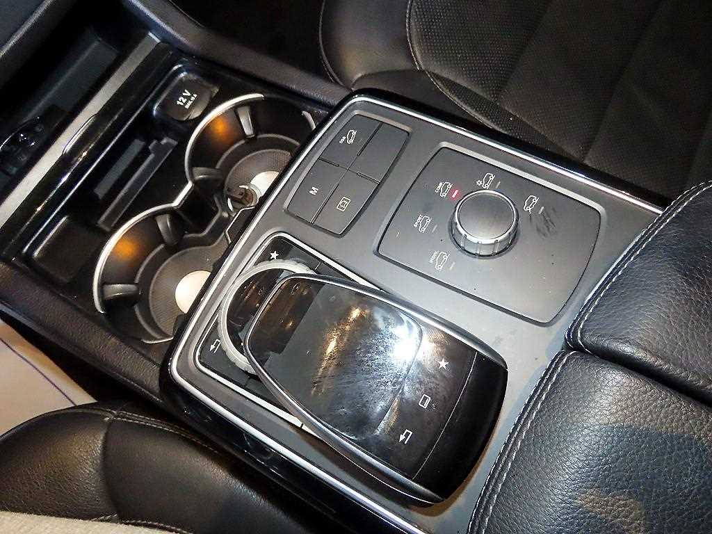 Mercedes Benz GLE Class 2016 Blanco - Importación desde Corea - HF Imports Iquique - Foto 13