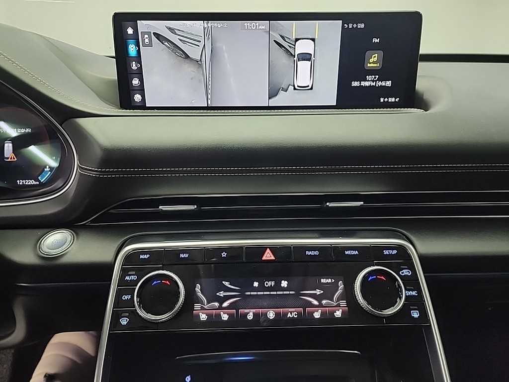 Genesis GV80 - Vista 9