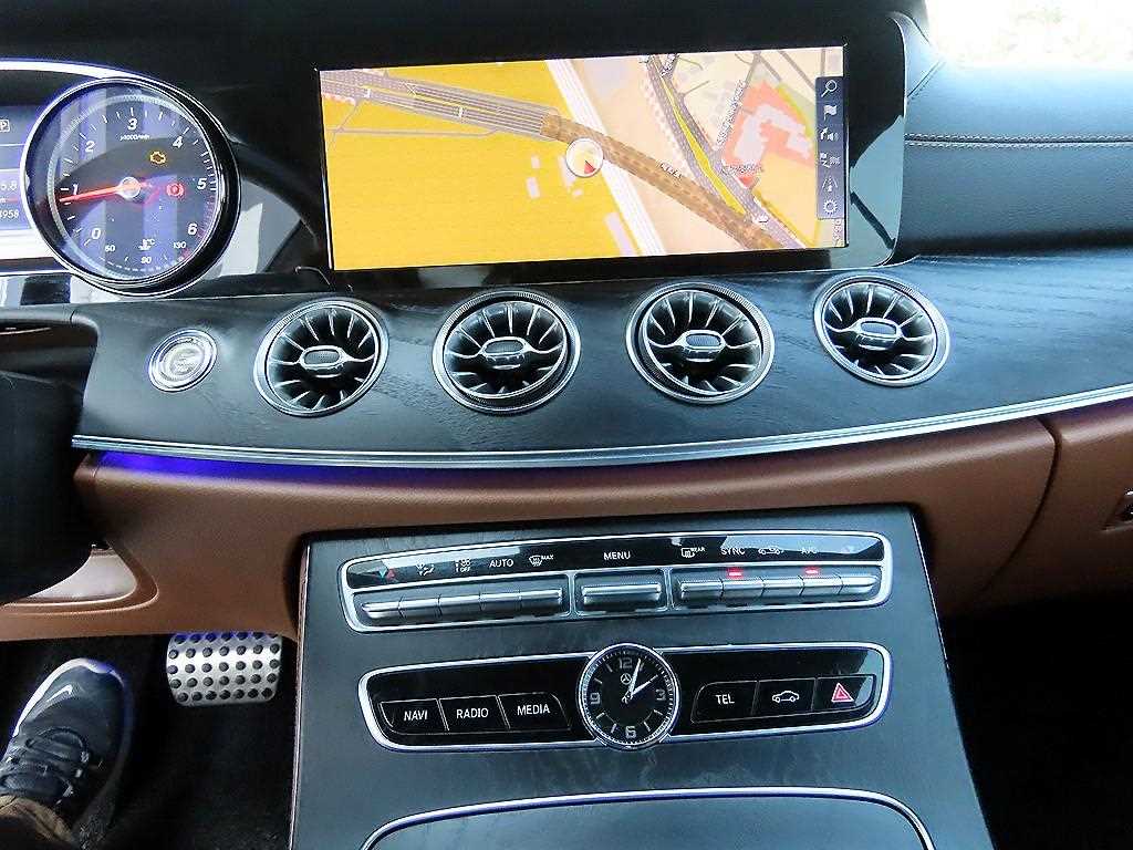 Mercedes Benz E class 2018 Blanco - Importación desde Corea - HF Imports Iquique - Foto 16