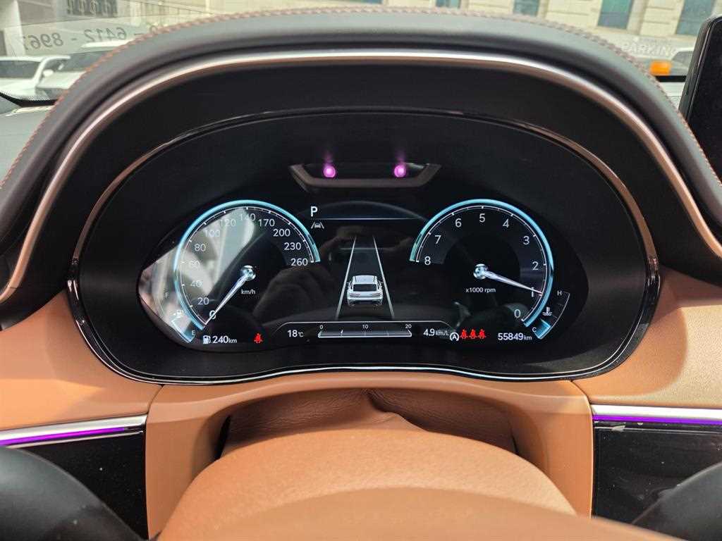 Genesis GV70 - Vista 11