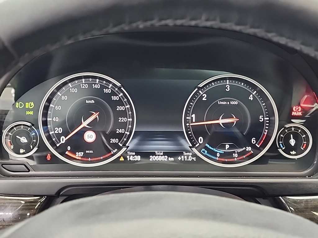 BMW 5 Series - Vista 6