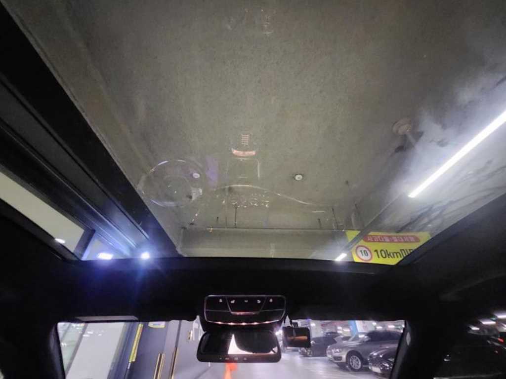 Mercedes Benz S Class - Vista 10