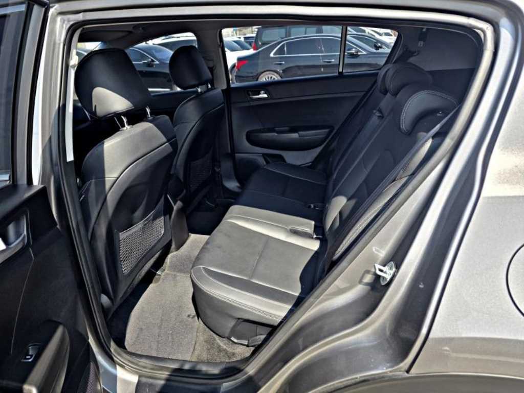 KIA Sportage - Vista 8