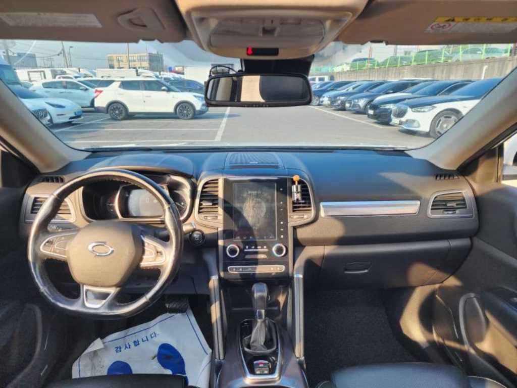 SAMSUNG QM6 - Vista 6