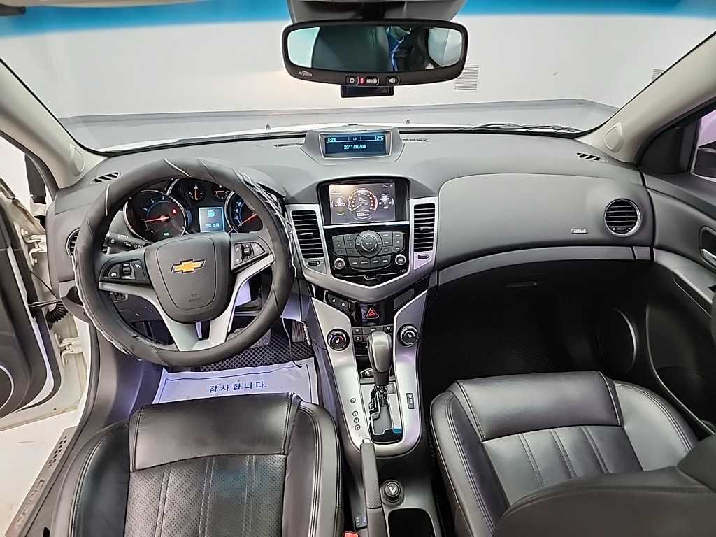 Chevrolet Cruise - Vista 7