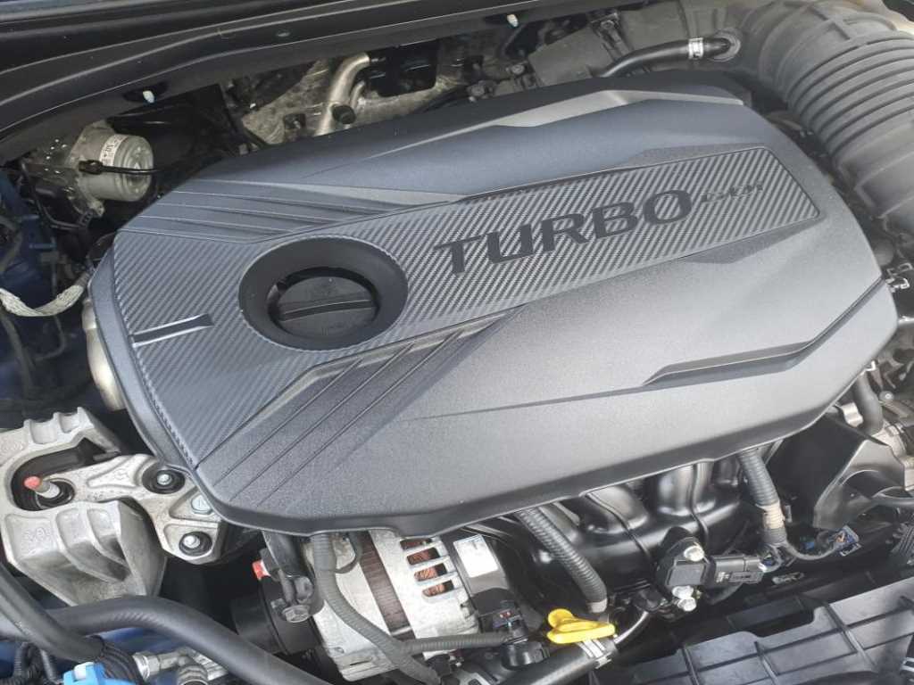 HYUNDAI Veloster - Vista 11