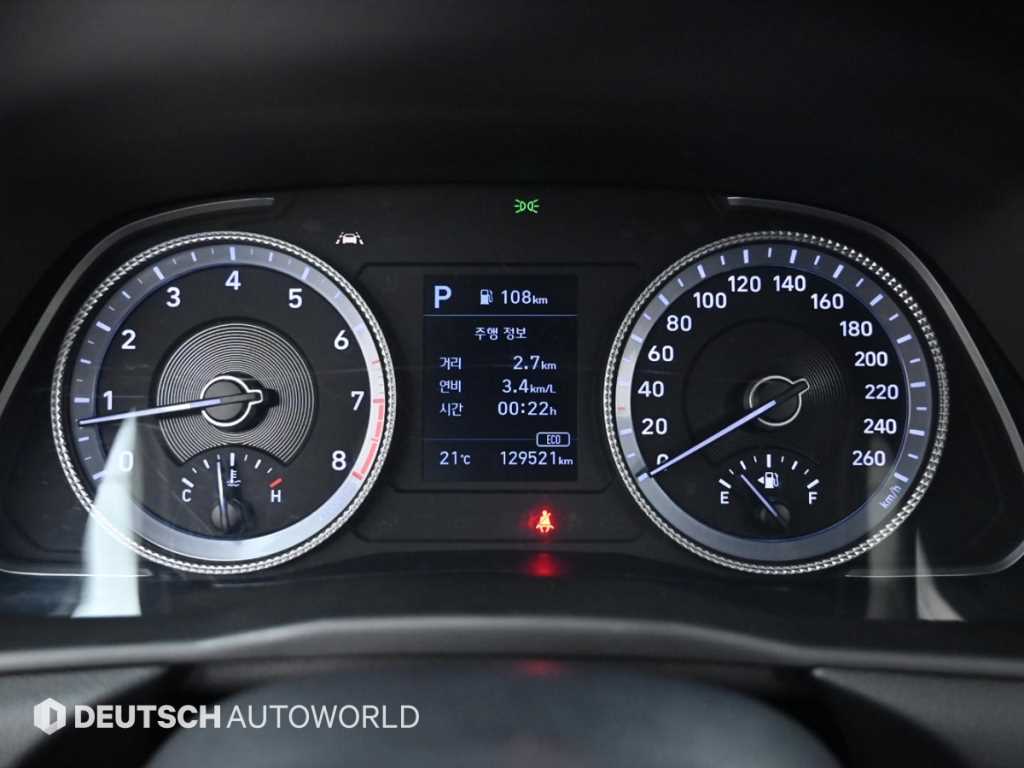 HYUNDAI Sonata - Vista 8