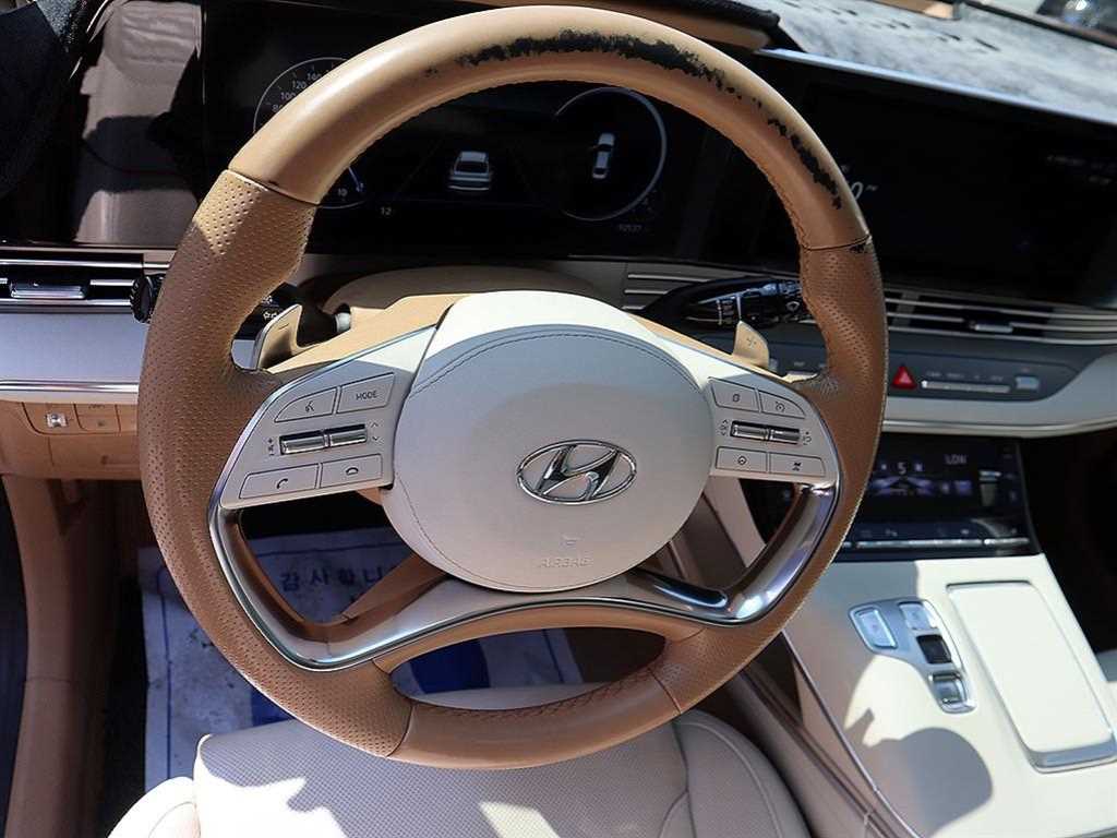 HYUNDAI Grandeur - Vista 6