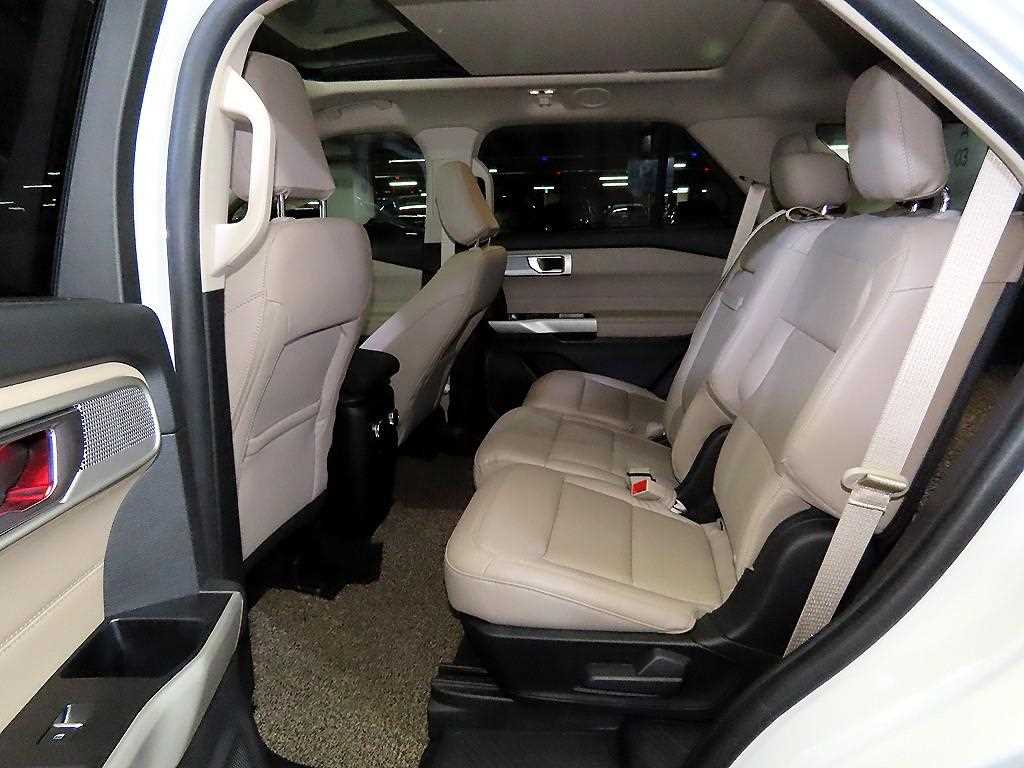 Ford Explorer - Vista 7