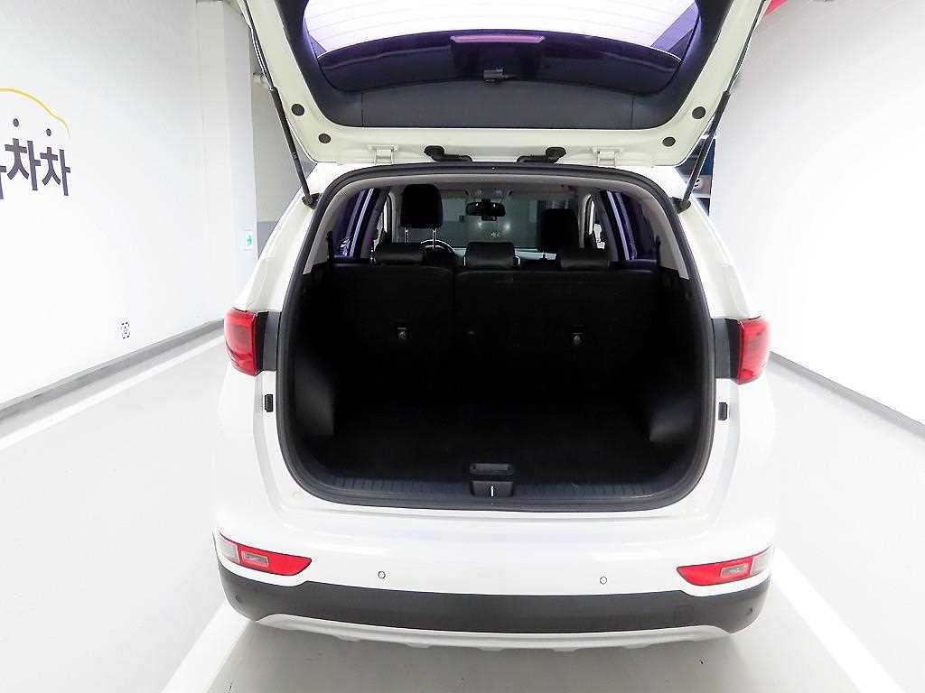 KIA Sportage - Vista 5