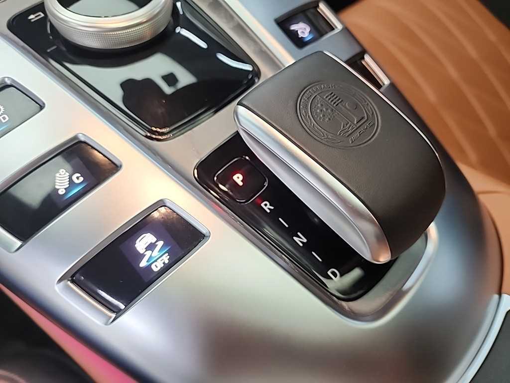 Mercedes Benz AMG GT - Vista 8