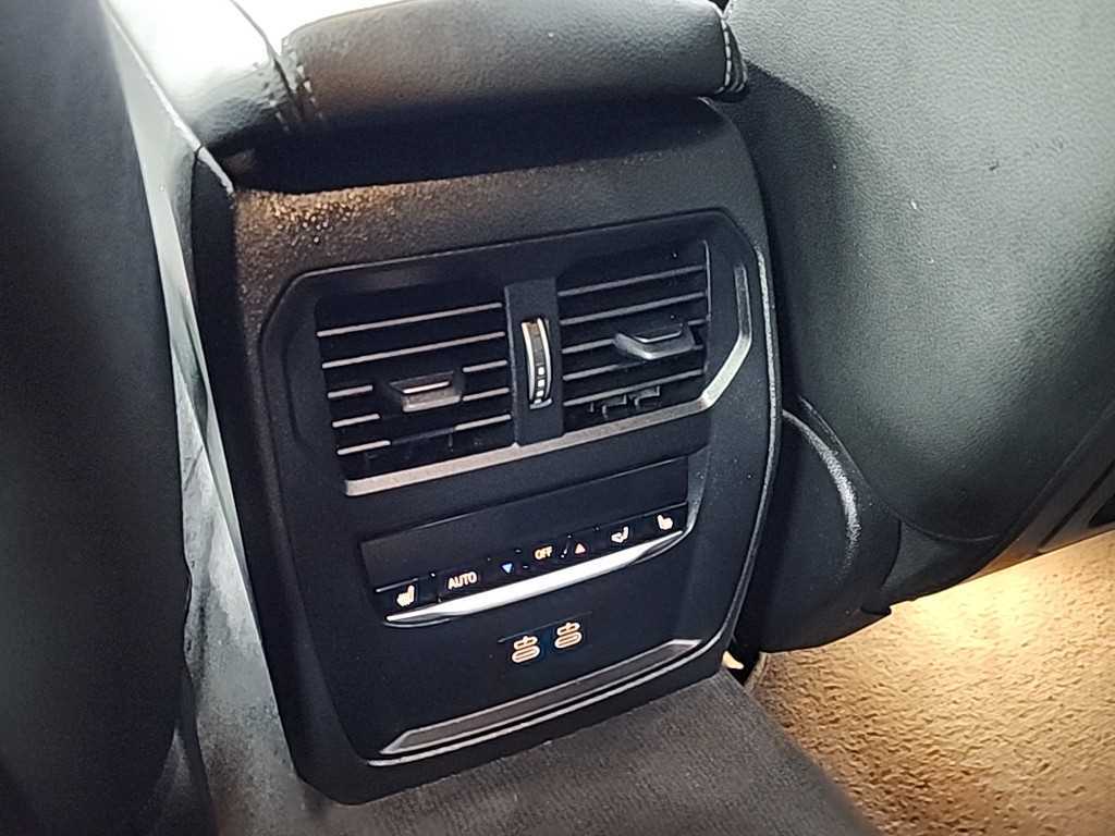 BMW i4 2024 Negro - Importación desde Corea - HF Imports Iquique - Foto 13