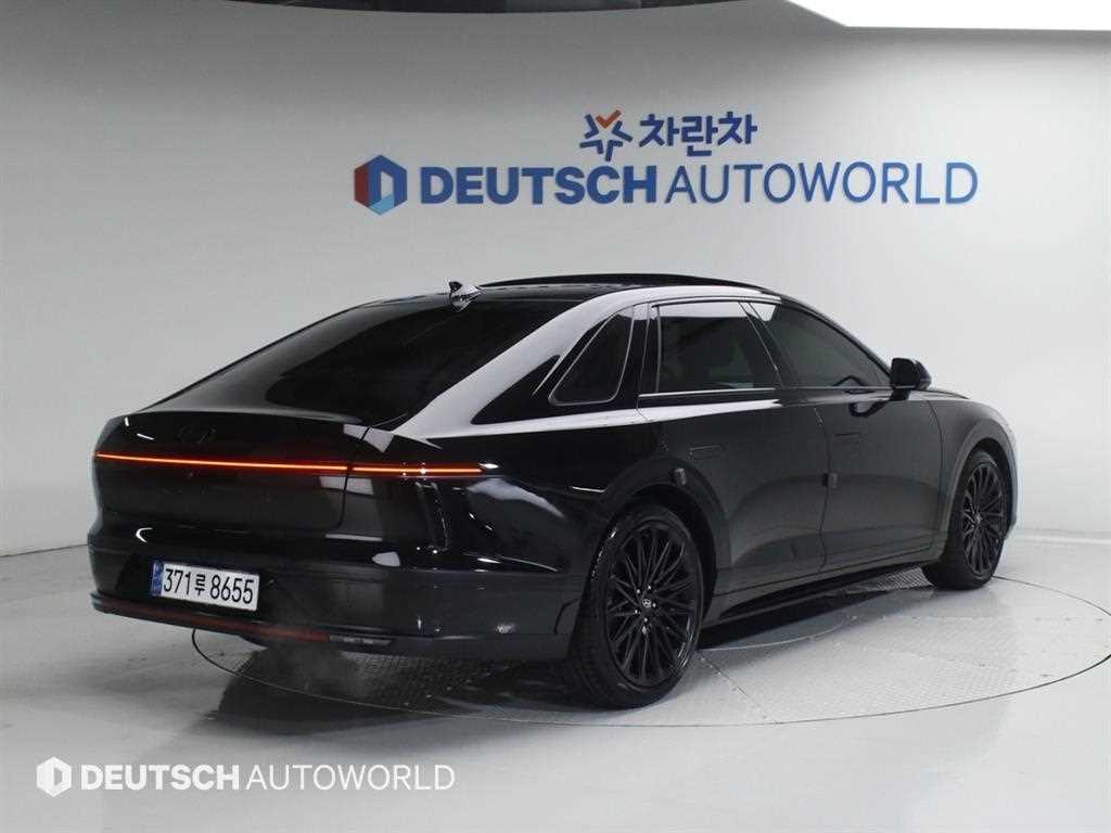 HYUNDAI Grandeur - Vista 2