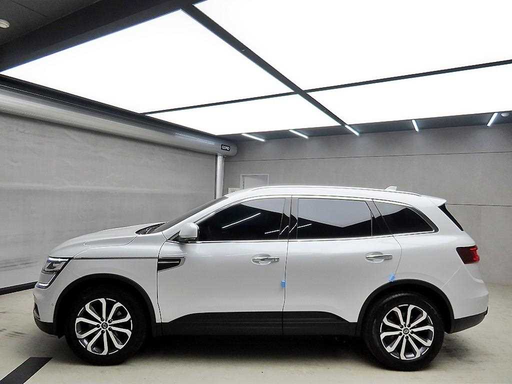 SAMSUNG QM6 - Vista 4