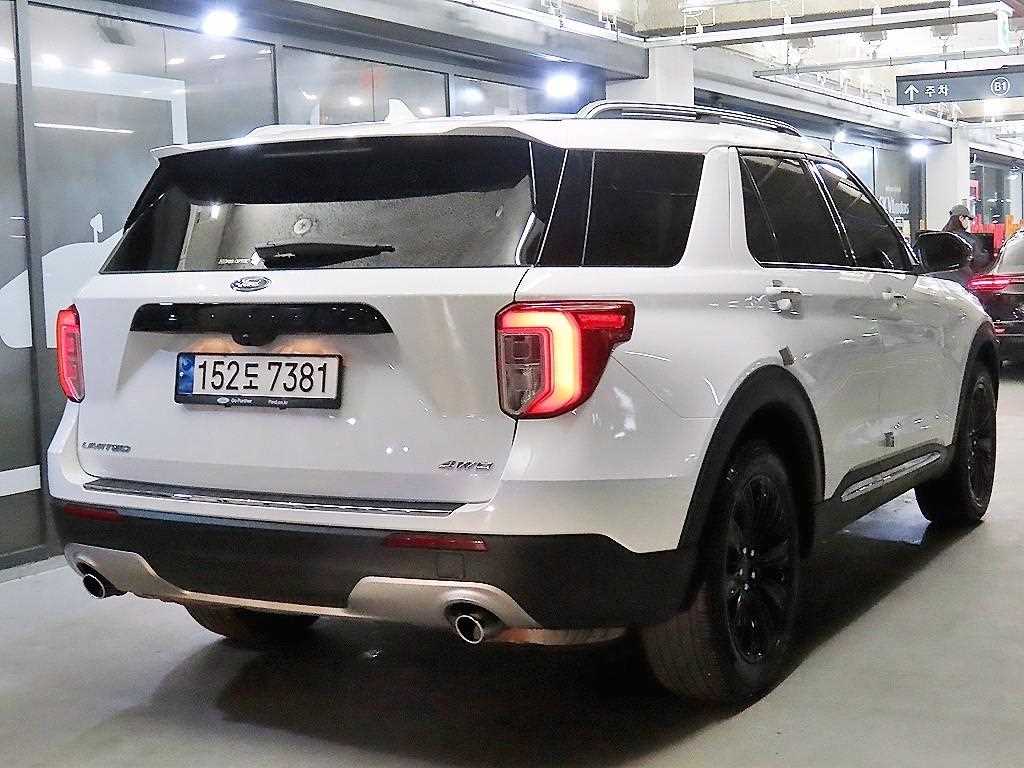 Ford Explorer - Vista 4