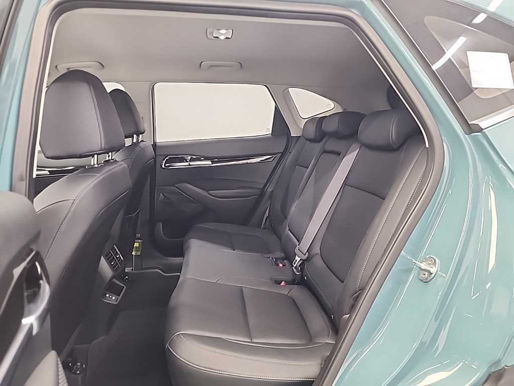KIA Seltos - Vista 12