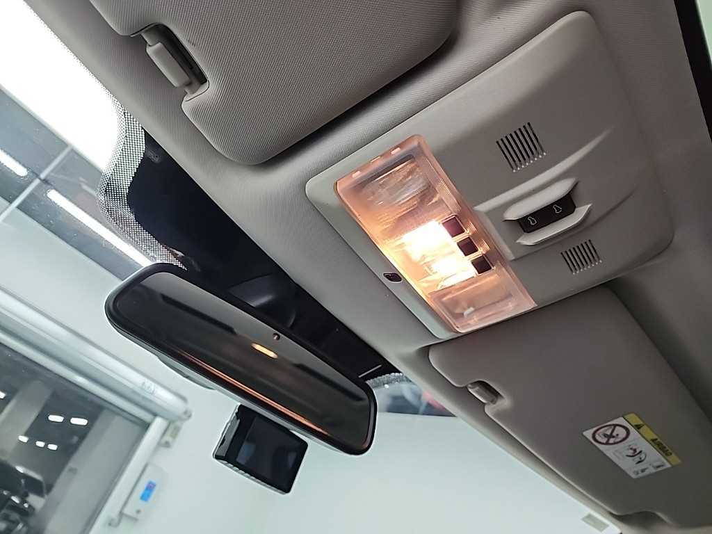 Land Rover Discovery 2015 Blanco - Importación desde Corea - HF Imports Iquique - Foto 18