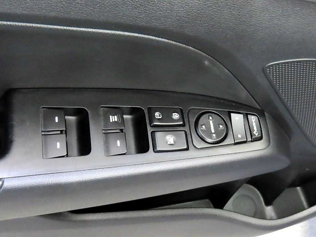 HYUNDAI Avante 2018 Gris - Importación desde Corea - HF Imports Iquique - Foto 16