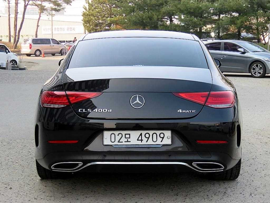 Mercedes Benz CLS Class - Vista 4