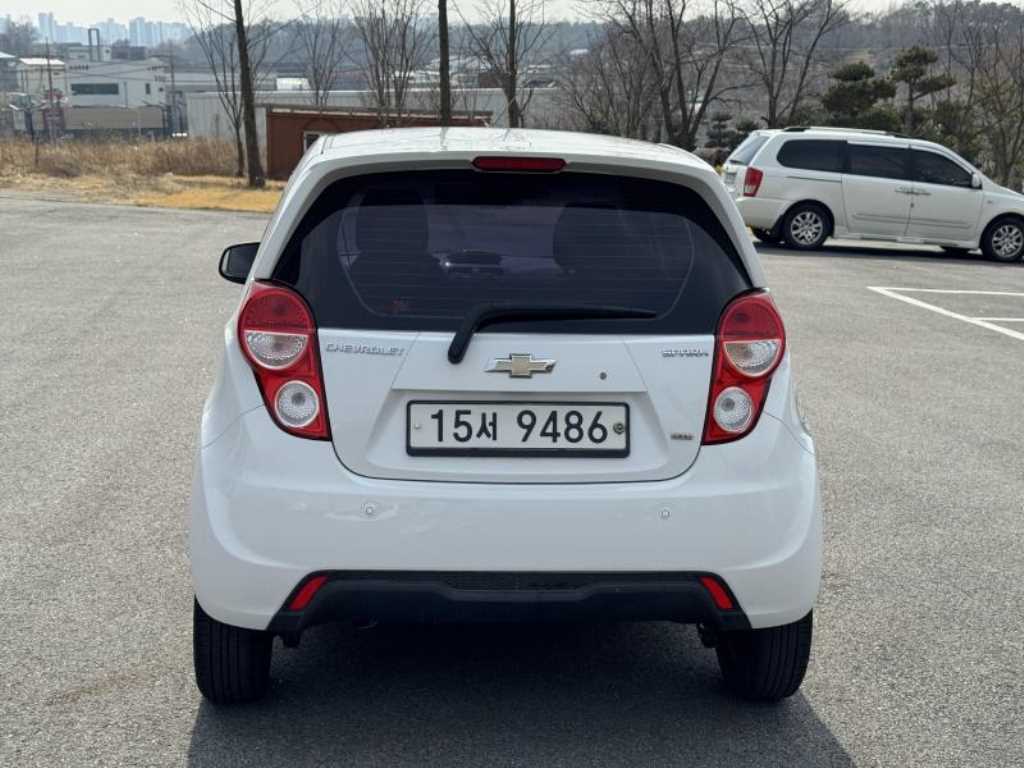 Chevrolet Spark - Vista 5