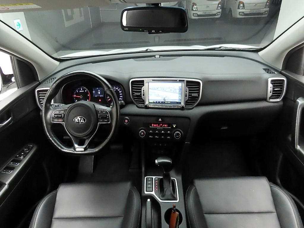 KIA Sportage - Vista 8