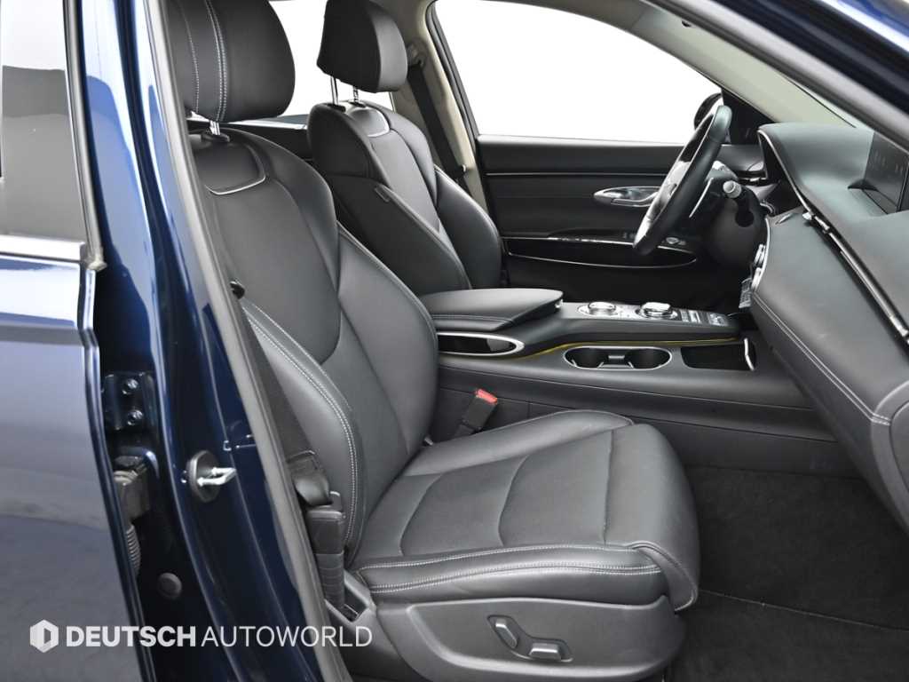 Genesis GV70 - Vista 10