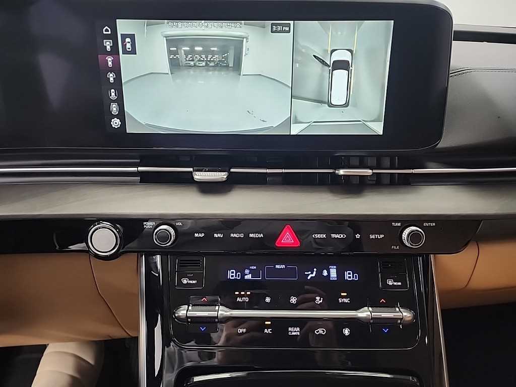 KIA Carnival - Vista 10