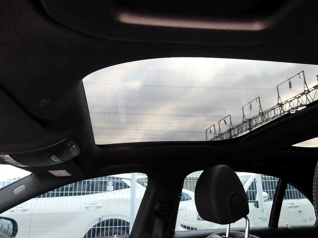 Mercedes Benz E class 2023 Negro - Importación desde Corea - HF Imports Iquique - Foto 17