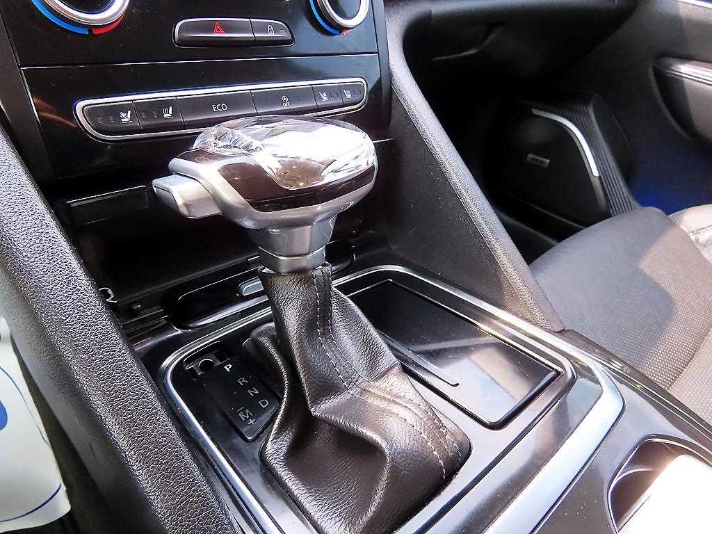 SAMSUNG SM6 - Vista 11