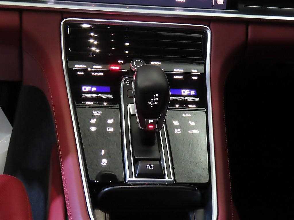 Porsche Panamera - Vista 11