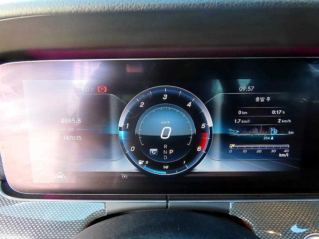 Mercedes Benz CLS Class - Vista 9