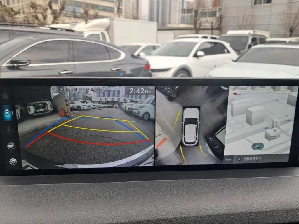 Genesis GV70 - Vista 10