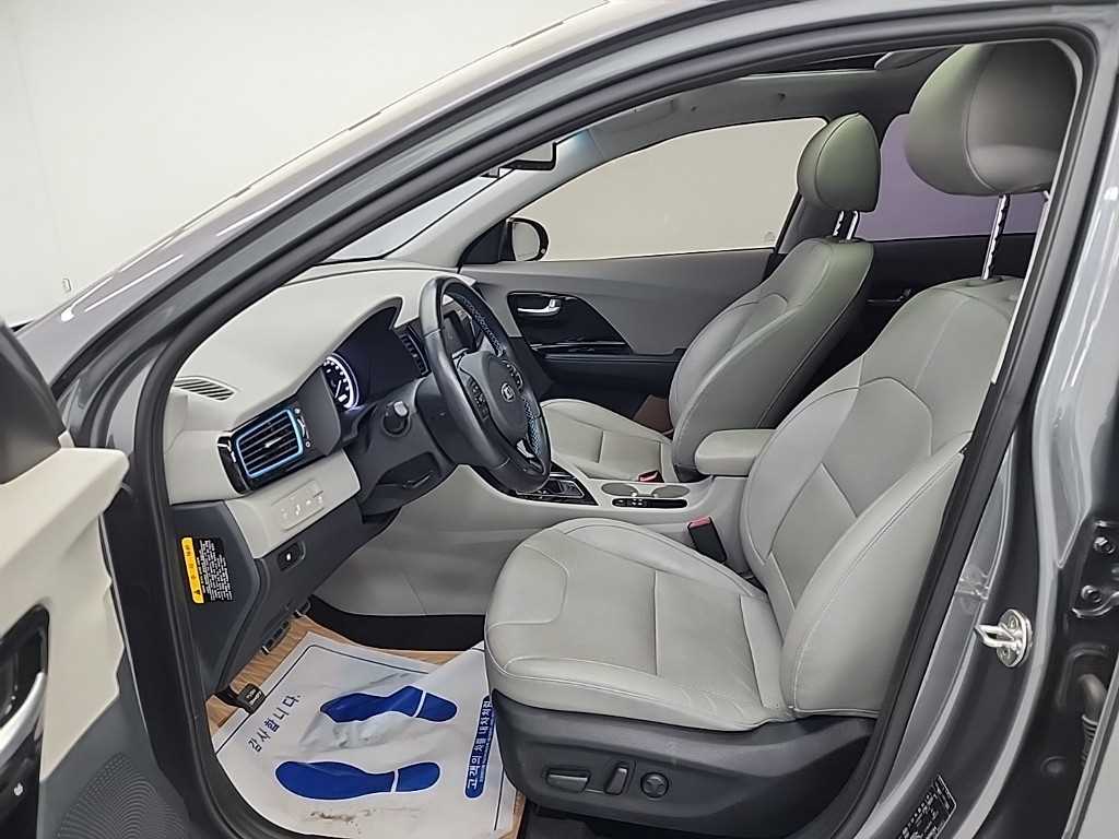 KIA Niro - Vista 11